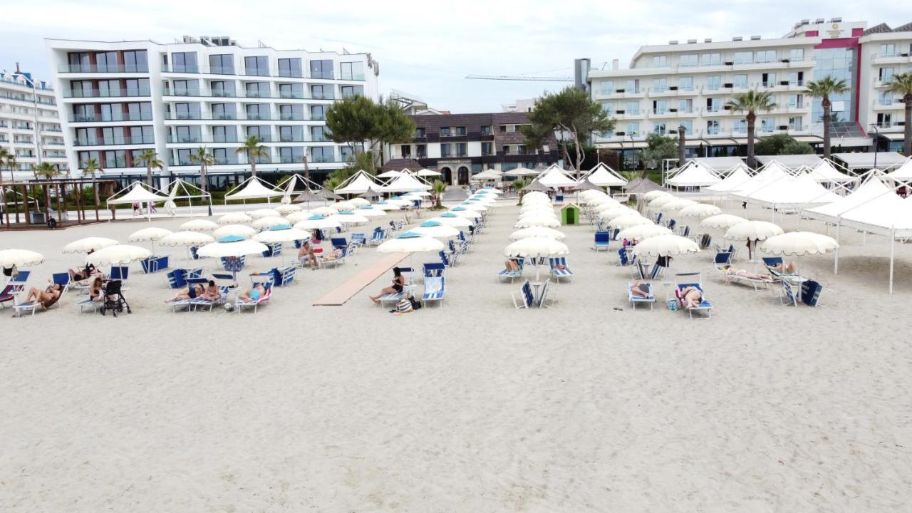Hotel Oaz Golem  Εξωτερικό φωτογραφία