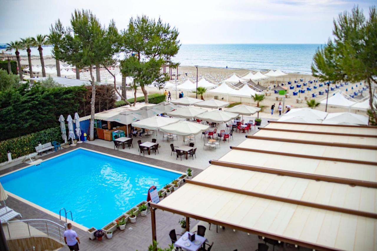 Hotel Oaz Golem  Εξωτερικό φωτογραφία