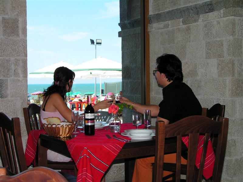 Hotel Oaz Golem  Εξωτερικό φωτογραφία